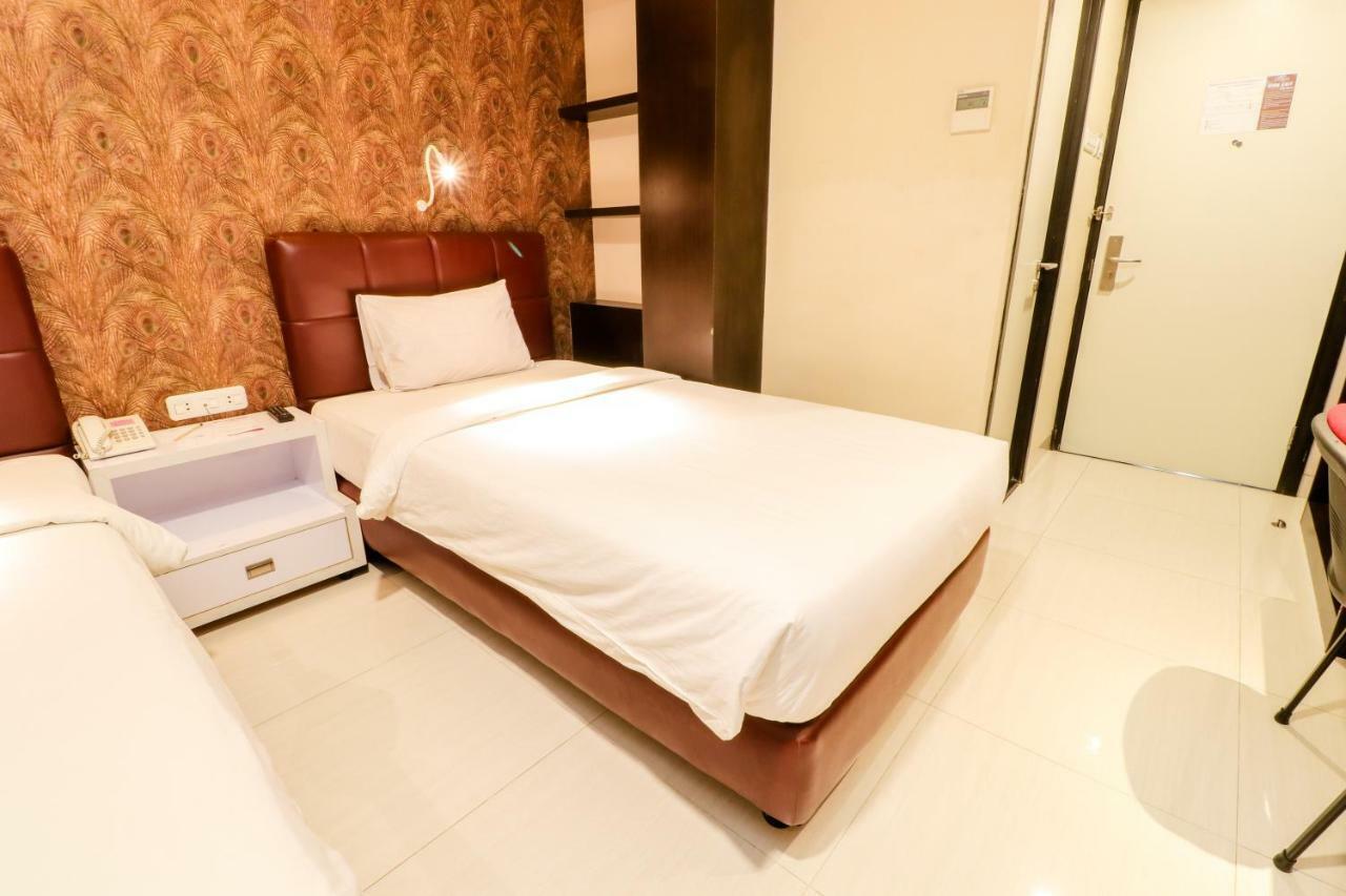 Hotel Empress Makassar Ngoại thất bức ảnh