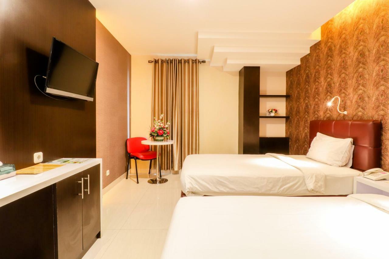 Hotel Empress Makassar Ngoại thất bức ảnh