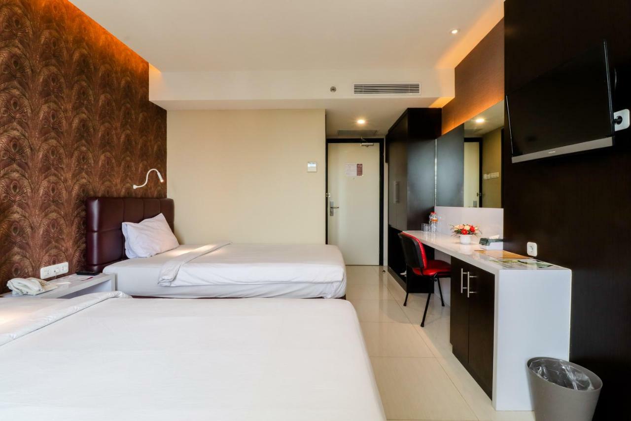 Hotel Empress Makassar Ngoại thất bức ảnh